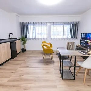 Apartamento Estudio-oficina Moderno, Centro De, Jaén
