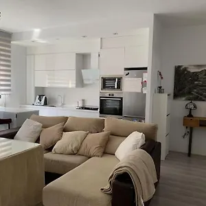 Apartamento Apto Residencial Piscina Centro-parking, Jaén